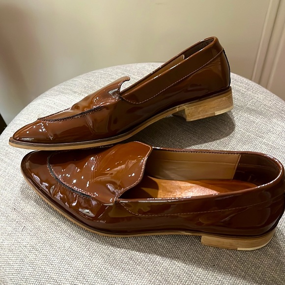 Brown Everlane Woman’s Loafer - Picture 3 of 3
